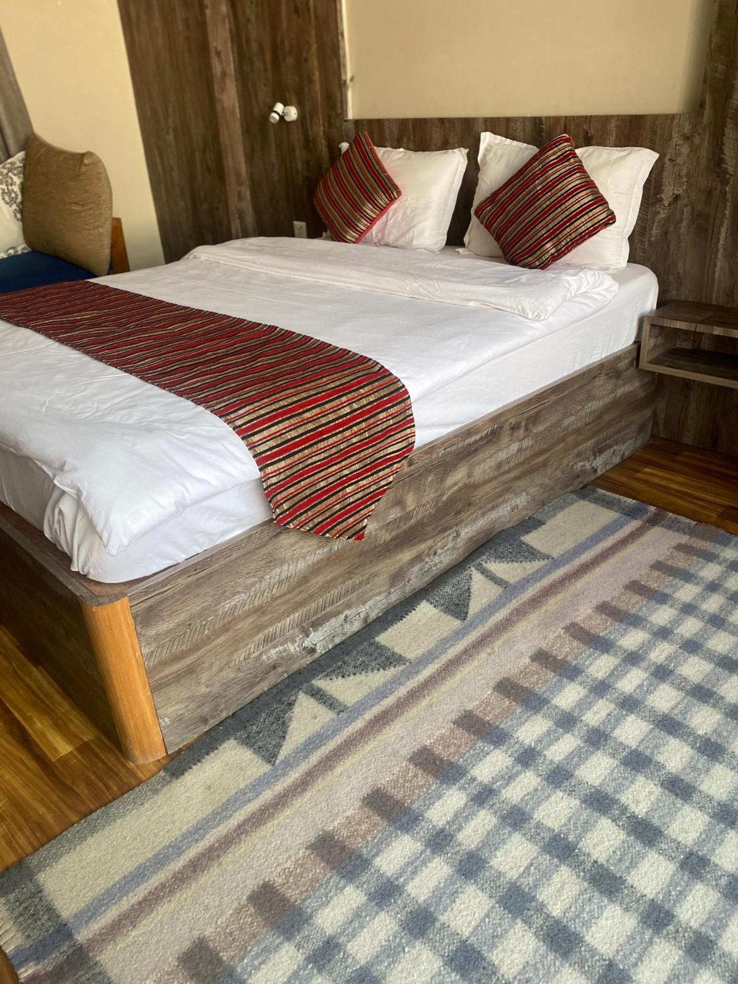Mums Homestay & Studio Apartments Kathmandu Exterior foto
